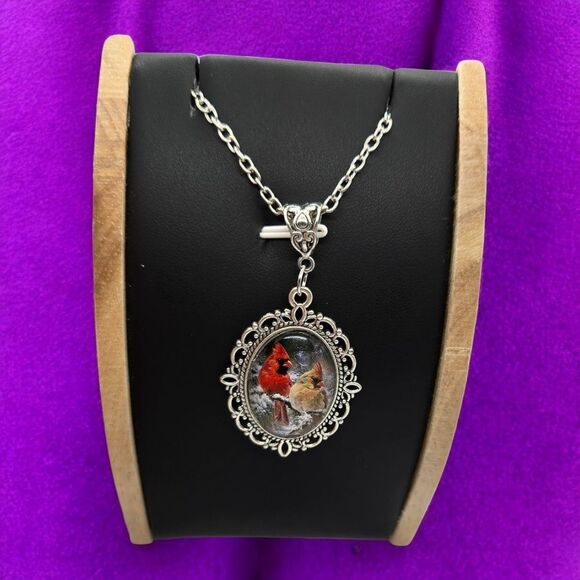 Red Cardinal Portrait Cabochon Silver Glass Dome Spiritual Memory Bird Necklace - Picture 3 of 10